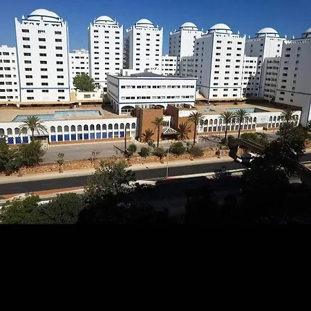 Avenida Das Comunidades Lusiadas Apartmán *